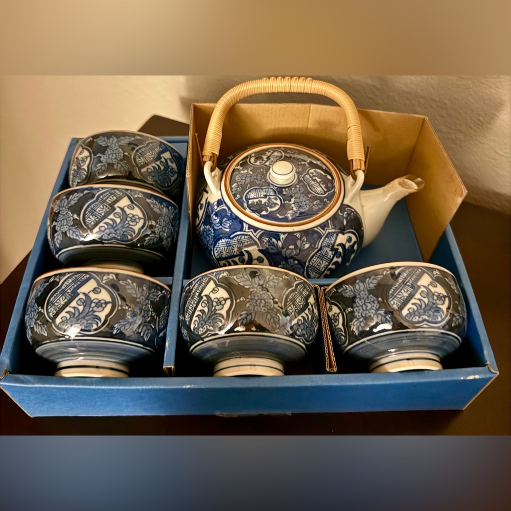 Japanese Arita Porcelain Tea Set Teapot & 5 Cups Ceramic Tea Service Vintage NIB - Picture 11 of 12